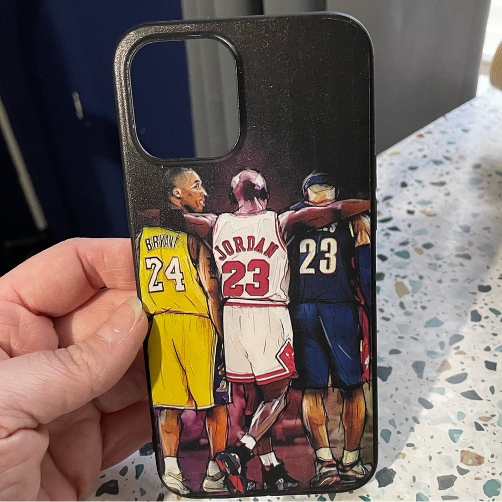 Kobe Bryant, Michael Jordan, and LeBron Hames iPhone 12 Pro Max case.